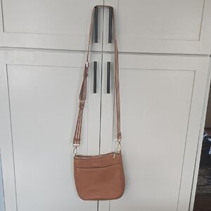 Kate Spade Elegant Tan Crossbody Bag Great Condition